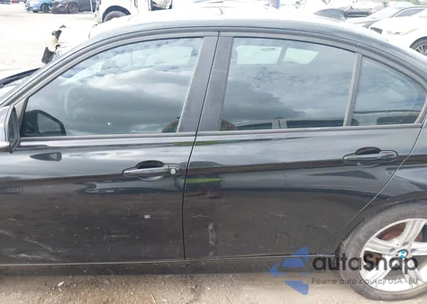 2013 BMW 328 z USA, uszkodzony, nr VIN WBA3A5G50DNP26522